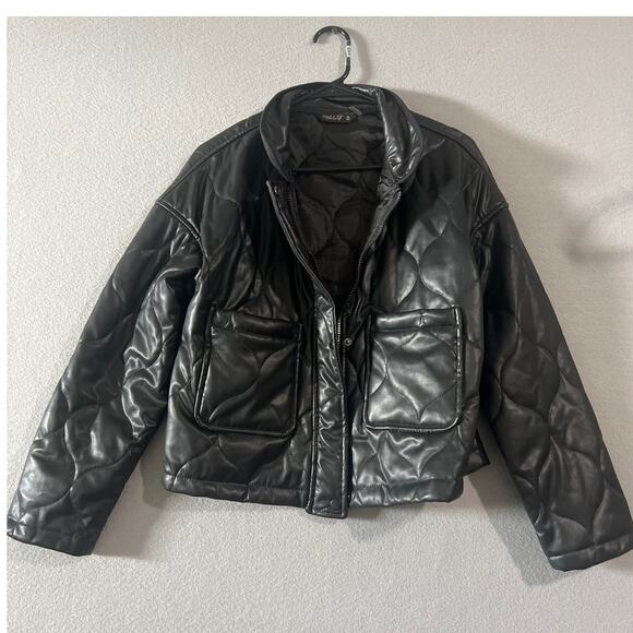 Mila & Tiff Jacket Womens Small Black Quilted Front Pocket Full Zip Faux Leather - Picture 1 of 5